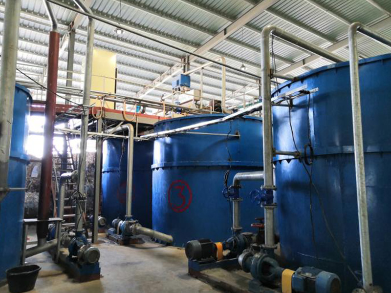 自動高效節(jié)能產量6000片每小時紙蛋托機設備！